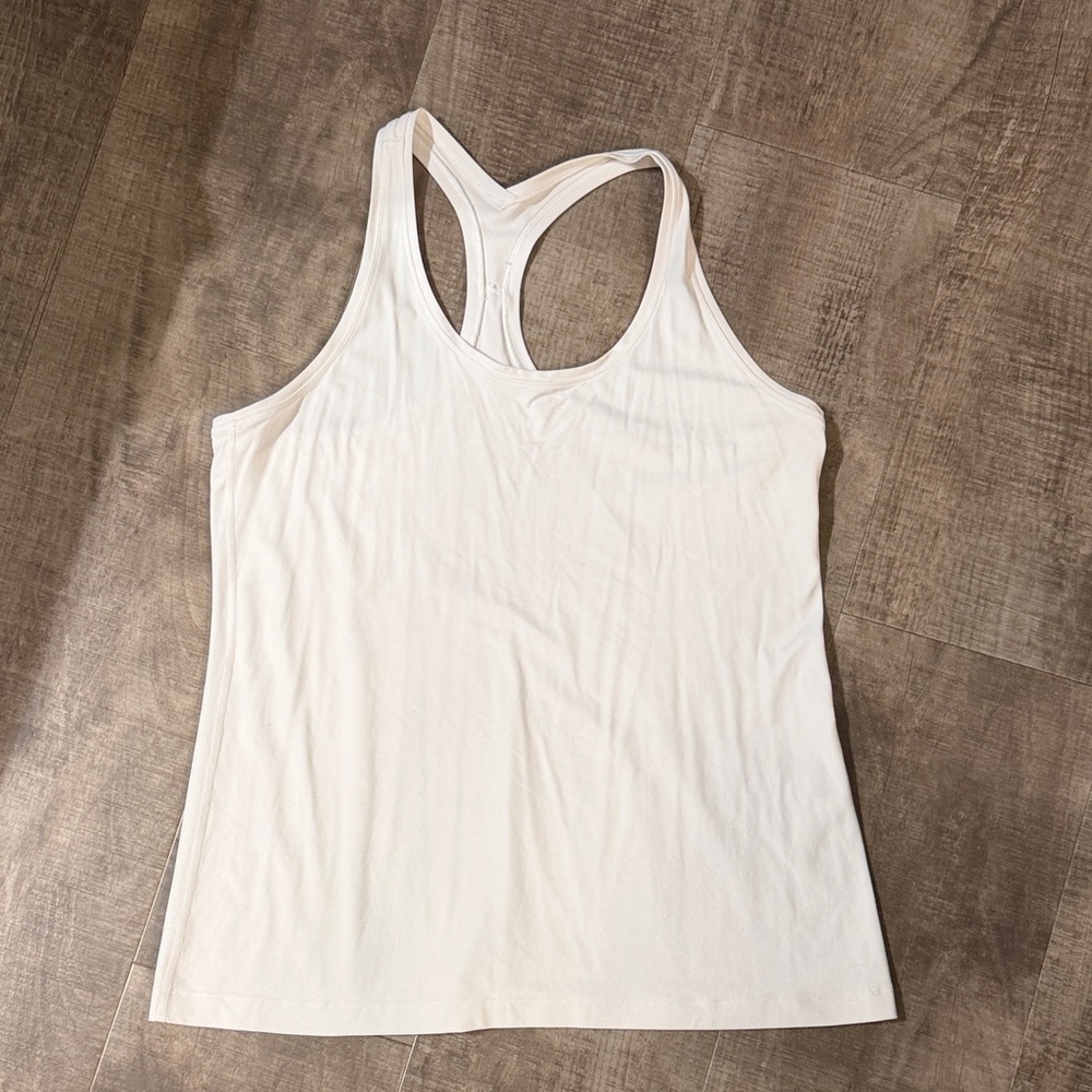 Lululemon Nulu Racerback size 20